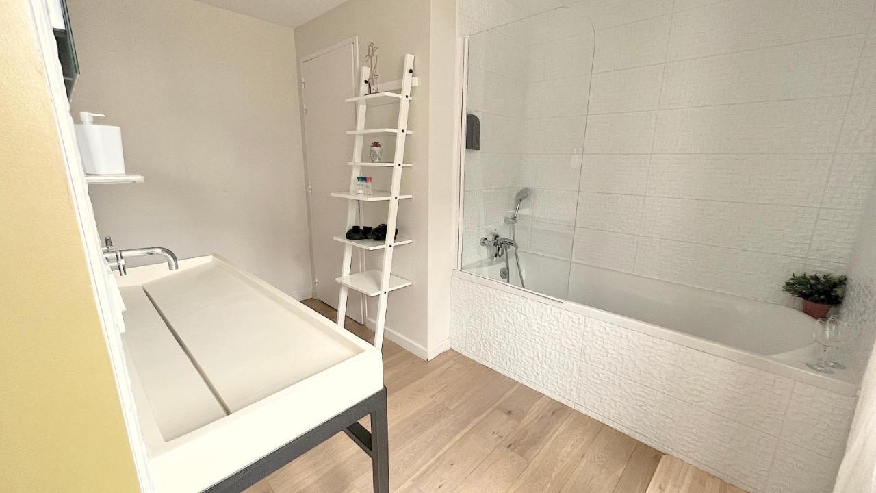 Chambre Cremant - Maison Bossoreil Angers Buitenkant foto