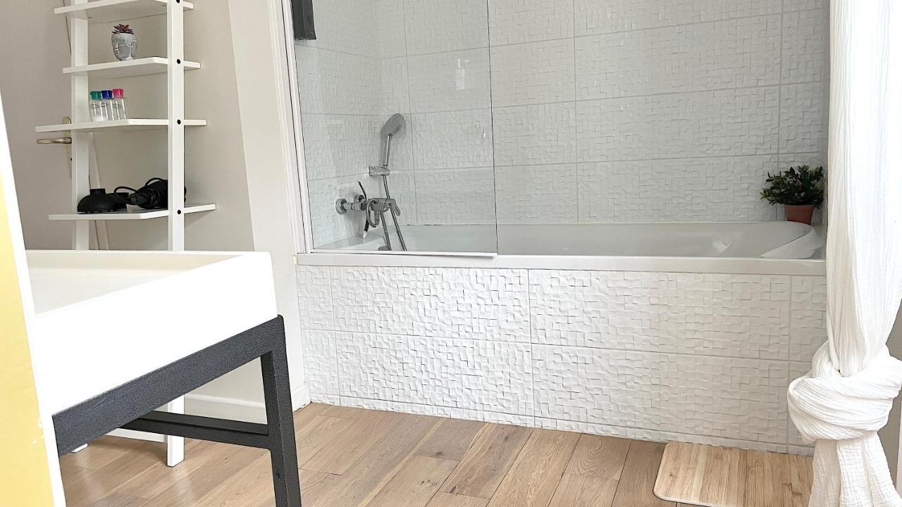 Chambre Cremant - Maison Bossoreil Angers Buitenkant foto